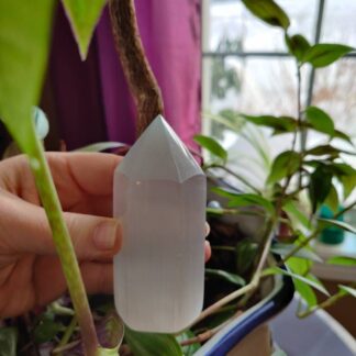 White Selenite Generator
